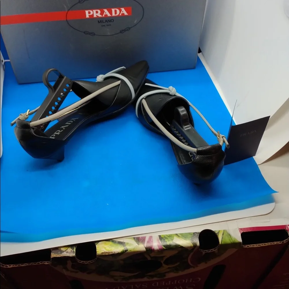 🔥PRADA Black and‎ lavender Leather adjustable Loafer Women’s shoes 36.5 knot